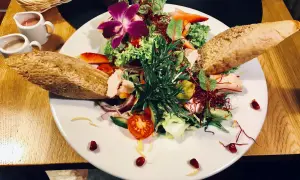 Gdzie zjeść w Jeleniej Górze? Odkryj najlepsze restauracje i smaki