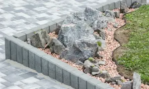 Palisada ogrodowa: Zbuduj ją sam! Krok po kroku, bez błędów