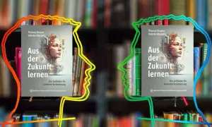 Zwei Buchcover mit dem Titel "Aus der Zukunft lernen" flankieren stilisierte Köpfe, die Wissen und Fortschritt symbolisieren.