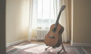 Gitara klasyczna czy elektryczna? Wybierz idealny instrument!