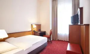 Hotel Hafen Hamburg: Unvergesslicher Hafenblick lohnt sich der Aufpreis?