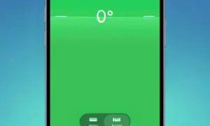 Aplikacja Poziom na iPhonie pokazuje 0 stopni, gdy jest idealnie poziomo. Dowiedz się, jak włączyć poziomicę w iPhone.