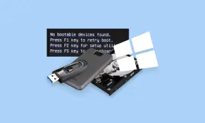 Komputer nie widzi dysku, wyświetla komunikat "No bootable devices found". Obok pendrive i otwarty dysk twardy.