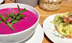 Co zjeść w Toruniu? Odkryj najlepsze smaki i restauracje