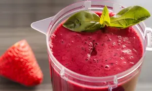 El batido de frutos rojos perfecto: Recetas, trucos y beneficios