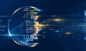 Cyfrowy Bitcoin rozpadający się na kod, symbolizujący przyszłość płatności, gdzie można płacić bitcoinem.