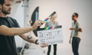 Ile zarabia aktor filmowy w Polsce? Zaskakujące różnice w wynagrodzeniach