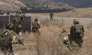 Milsim Arma 3: Jak zacząć? Przewodnik po modach i jednostkach