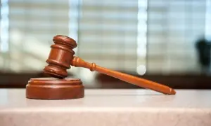 Co oznacza, że wyrok jest nieprawomocny? Kluczowe informacje i skutki