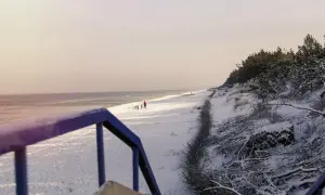 Kołobrzeg zimą: Odkryj spokój, jod i atrakcje poza sezonem!