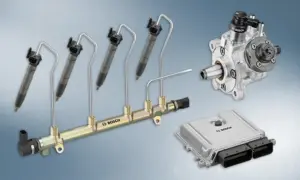 Bosch common rail diesel-komponenter: insprutningsmunstycken, bränslerör, pump och styrenhet.