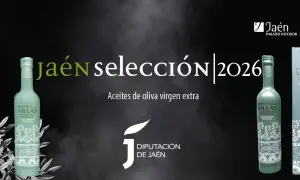 Butelka oliwy z oliwek extra virgin na ciemnym tle z napisem "Jaén Selección 2026".