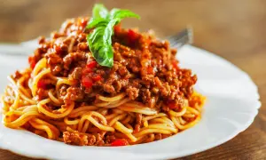 Pyszne spaghetti z mięsem wołowym - proste przepisy na obiad