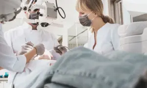 Leczenie zębów na NFZ co obejmuje: co możesz zyskać bezpłatnie?
