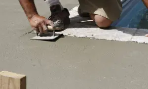 Jak skutecznie wygładzić beton? Metody i narzędzia, które działają