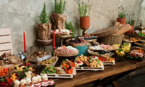 Koszty cateringu na 15 osób: Ile zapłacisz? Sprawdź ceny