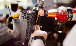 Ile zarabia barman na weselu? Odkryj ukryte koszty i stawki