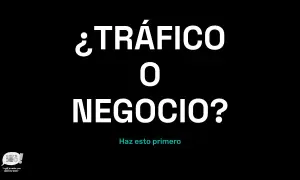 ¿Tráfico o negocio? La clave para el éxito. Logo de Lucía y el SEO.