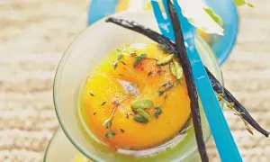 Sublimez la pêche : recettes de desserts et astuces pour l'été
