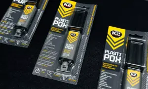 Super mocny klej montażowy K2 Plasti Pox w opakowaniach. Do plastiku, metalu, drewna i innych materiałów.