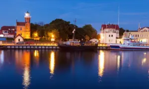 Ustka – w jakim województwie leży to popularne nadmorskie miasto?