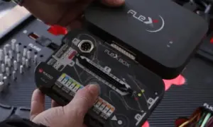 Chip tuning: Samodzielny montaż Powerboxa czy Remap ECU? Wybierz mądrze