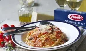 Spaghetti all'Amatriciana: tradycyjny przepis na pyszne danie