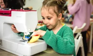 Zajęcia z szycia dla dzieci: Odkryj supermoc i wybierz kurs