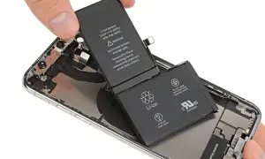 Wymiana baterii iPhone 11: Sprawdź ceny i najlepsze serwisy naprawcze