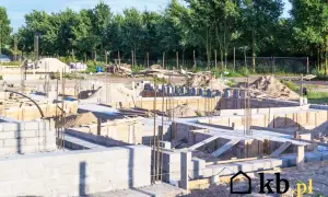 Ile kosztuje fundament pod dom? Uniknij ukrytych kosztów!