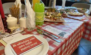 Impreza PRL: Kompletny przewodnik po modzie, menu i zabawie