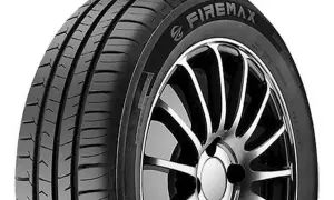 Opony Firemax opinie: Nowa opona samochodowa z felgą, gotowa na każdą drogę.