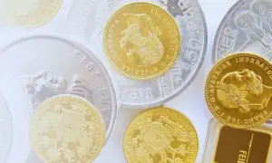 Próba złota 925 co to znaczy? Wyjaśniamy ważne różnice