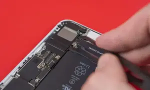 Wymiana baterii iPhone 8 w Poznaniu - najlepsze serwisy i ceny