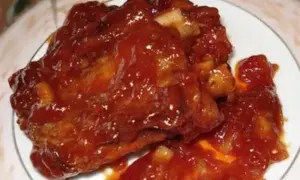 Sos z żeberek: Nie wylewaj smaku! Przepis na aksamitny dodatek