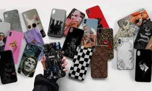 Inspiracje, jak ozdobić etui na telefon: od kotka w okularach, przez misie, po węże i kwiaty. Wybierz wzór dla siebie!
