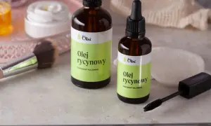 Olej rycynowy Olini – naturalny sposób na gęste rzęsy. Zobacz, jaki olejek na porost rzęs wybrać.