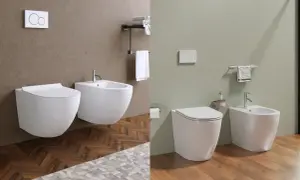 Due bagni moderni con WC e bidet sospesi. Nessun problema di scarico wc a parete visibile, solo design pulito.