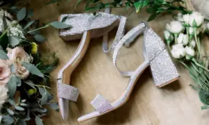Jaki obcas na ślub: wybierz wygodne i stylowe buty na wesele