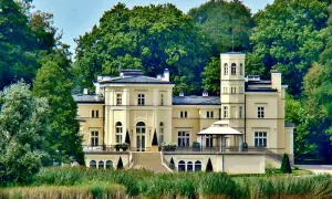 Fascynujący pałac w Łącku - niezwykła perła architektury Mazowsza