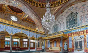 Atrakcja pałacu Topkapi: co musisz zobaczyć w Stambule