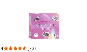 Pudełko z kosmetykami marki essence, z napisem "Only the best for you". Essence to znana marka kosmetyczna.