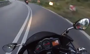 Łódzkie na motocyklu: 5 tras, które musisz przejechać!