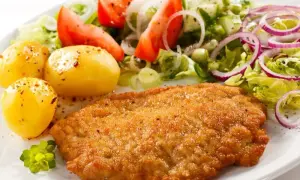 Ziemniaki z sosem: Ile kalorii? Odkryj, jak sos zmienia Twój obiad!