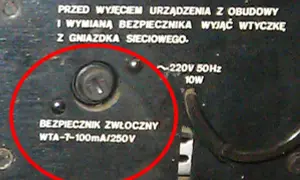 Gdzie jest bezpiecznik w telewizorze? Oto lokalizacja, którą musisz znać