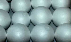 Gdzie wyrzucić styropian po meblach? Uniknij błędów w utylizacji