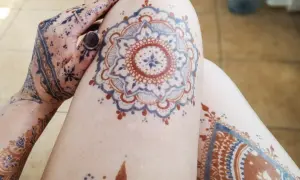 Henna na skórze? Zmyj ją szybko i bezpiecznie poradnik!
