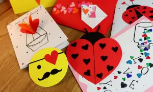 Kartka walentynkowa DIY: Proste pomysły i instrukcje dla każdego