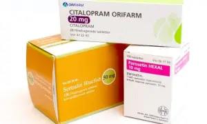 Läkemedelsförpackningar med Citalopram, Paroxetin och Sertralin. Viktigt att rådgöra med läkare vid sertralin graviditet.