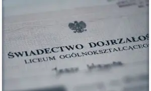 Czy w zawodówce jest matura? Odkryj możliwości zdobycia świadectwa dojrzałości